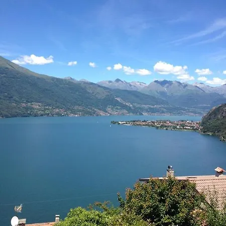 Magic View With Beautiful Pool Area Casa vacanze Bellano